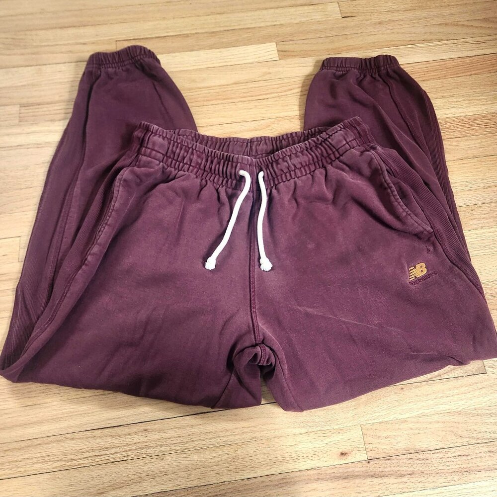 New Balance Athletics Polar Fleece Pants Burgundy — Men’s Medium